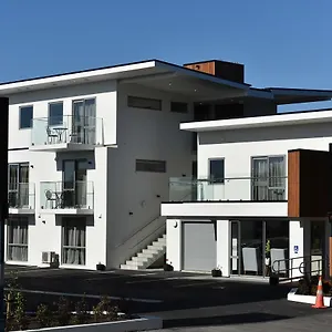 5* Motel 103 Of Bealey